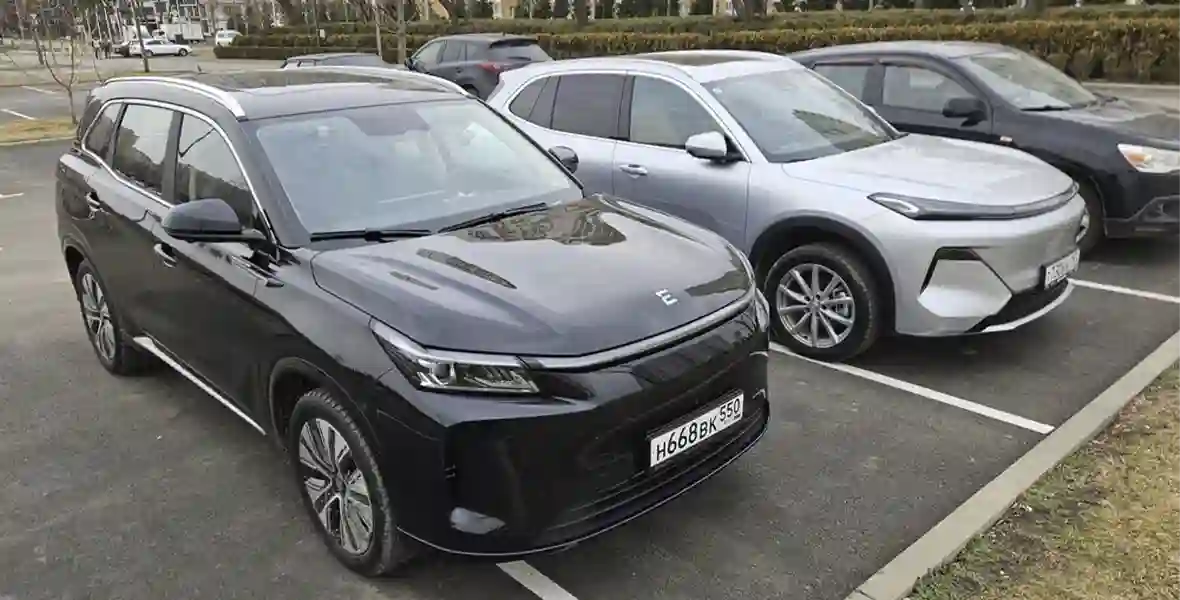 Новость EVOLUTE (На что способен самый доступный полноприводный гибрид. Наш тест-драйв EVOLUTE i‑SPACE 4×4)